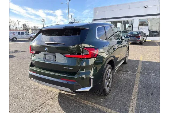 $35943 : BMW X1 2024 AWD xDrive28i 4d image 5