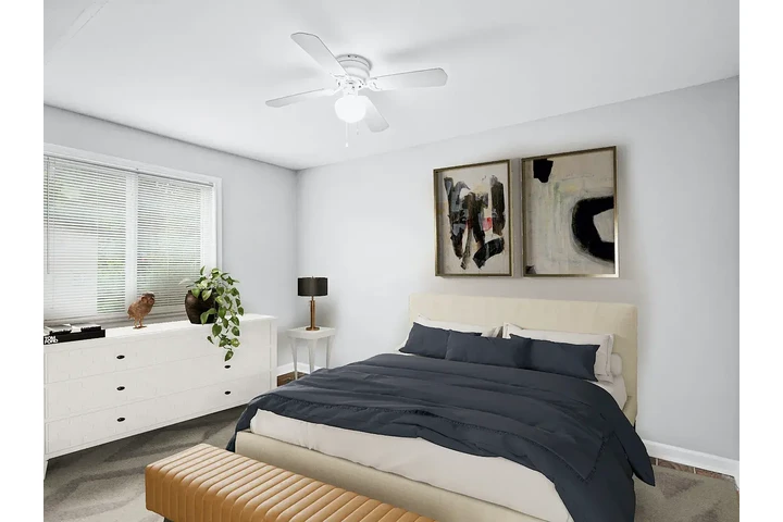 $1002 : 2bd 1 ba image 3