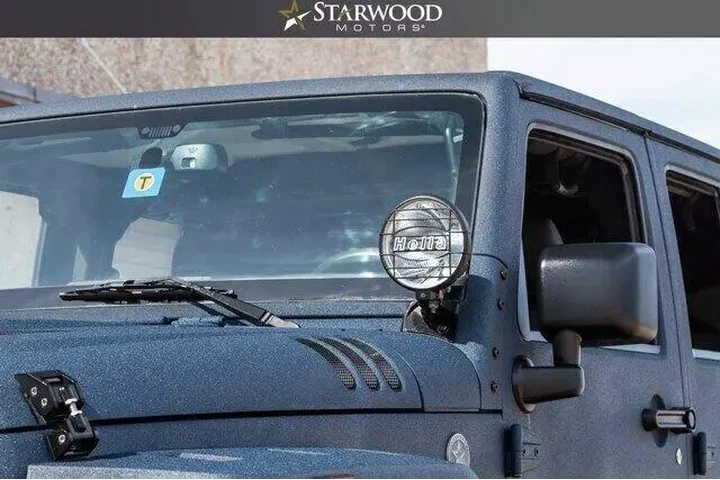 $26998 : Jeep Wrangler Unlimited 2017 image 8