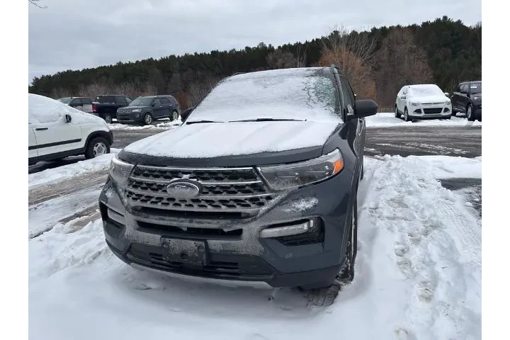 $30769 : Ford Explorer 2022 AWD XLT 4 image 2