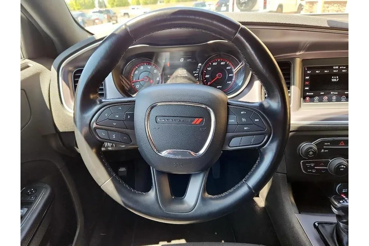 $23998 : Dodge Charger 2021 SXT 4dr S image 9