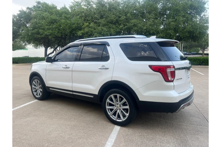 $13995 : 2017 Explorer Limited image 6