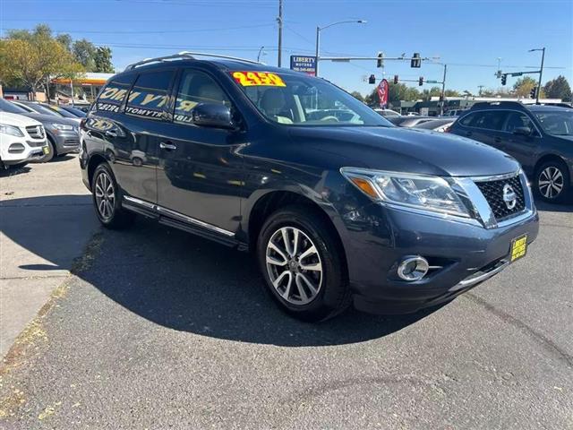 $9450 : 2013 NISSAN PATHFINDER image 4