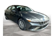 $23483 : Hyundai ELANTRA 2025 SE 4dr thumbnail