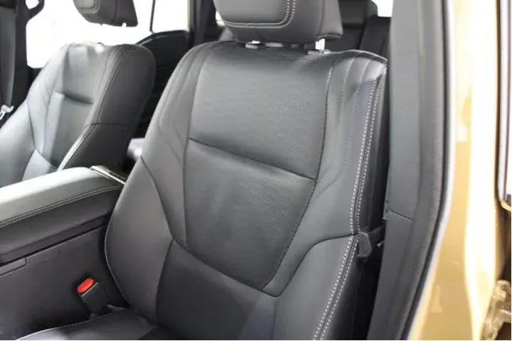 $69999 : Toyota Land Cruiser 2025 4x4 image 4