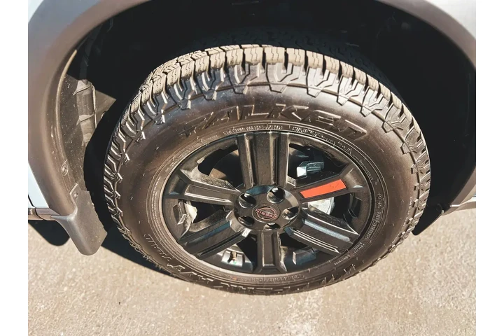 $36997 : Nissan Rogue 2026 AWD Rock C image 9
