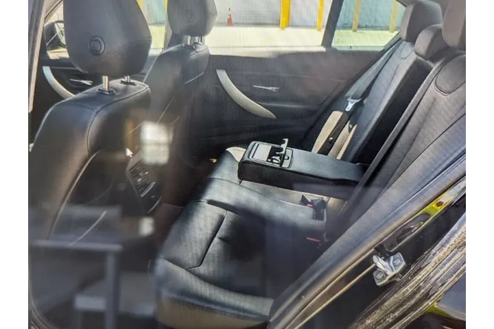 $10990 : 2015 BMW 3 Series 320i xDrive image 9