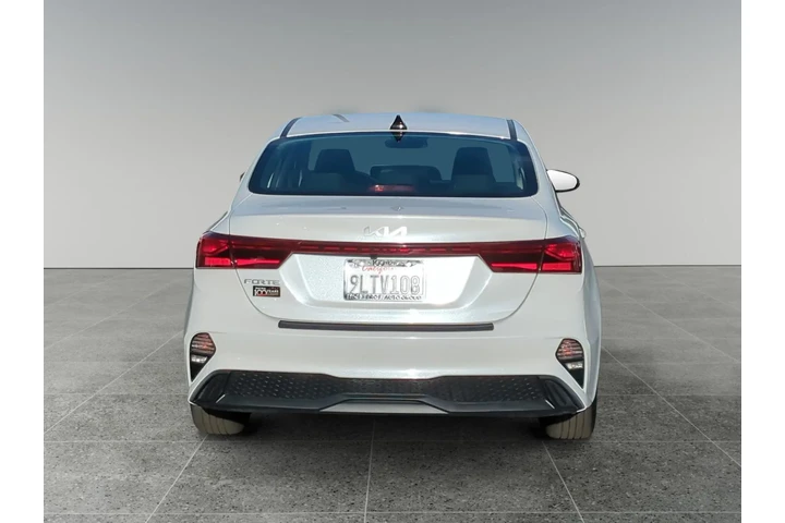 $19900 : Kia Forte 2024 image 6