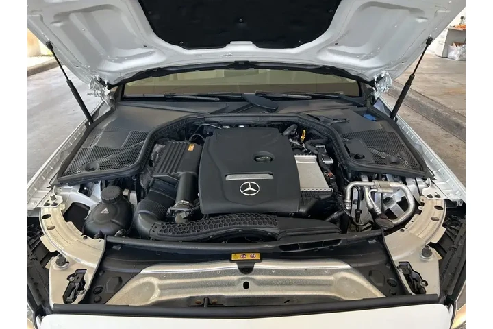 $20147 : Mercedes-Benz C-Class 2018 A image 10