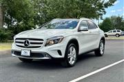 2016 GLA 250 4MATIC SUV thumbnail