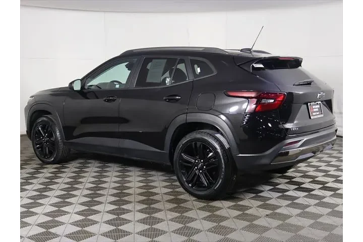 $19493 : Chevrolet Trax 2024 ACTIV 4d image 8