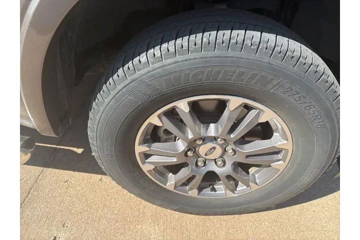 $28149 : Ford F-150 2020 4x4 King Ran image 10