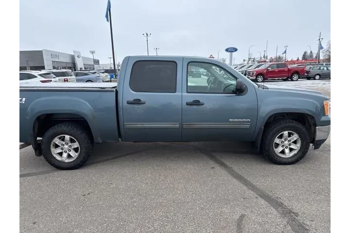 $15000 : GMC Sierra 1500 2012 4x4 SLE image 9