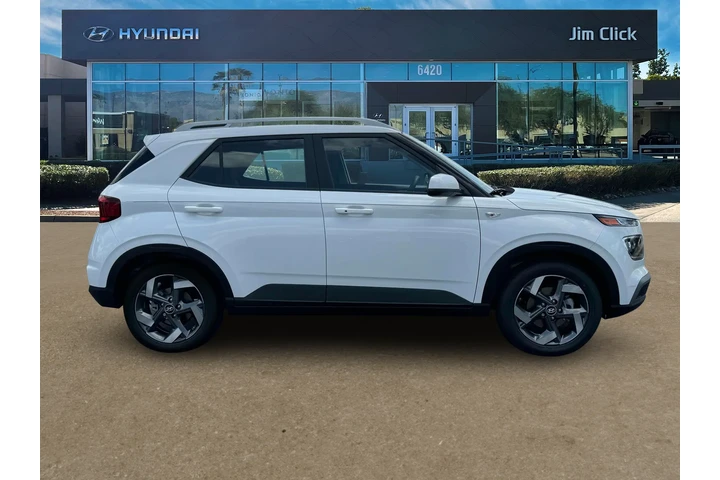 $23283 : Hyundai VENUE 2025 SEL 4dr C image 9