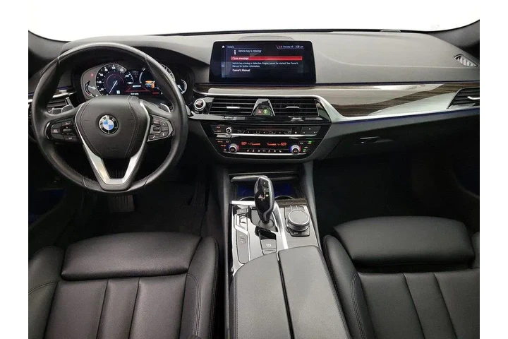 $20998 : BMW 5 Series 2019 530e iPerf image 9