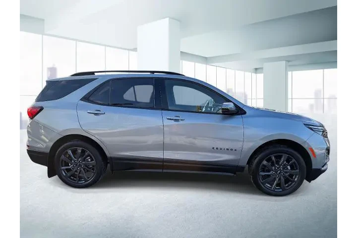 $23999 : Chevrolet Equinox 2023 4x4 R image 2