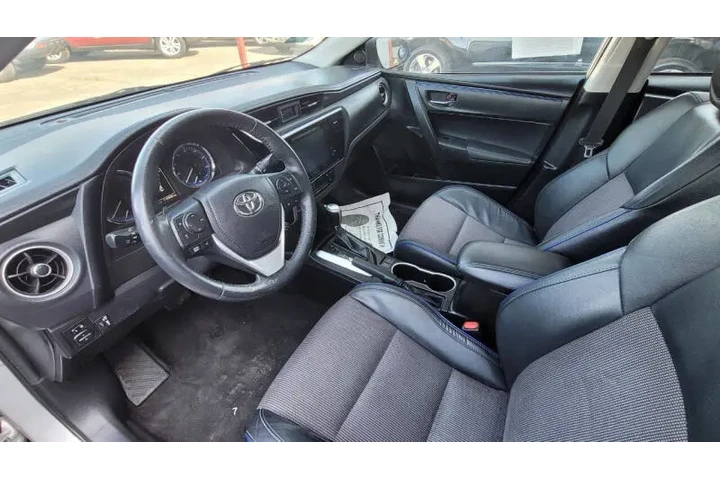 $12995 : 2017 Corolla SE image 7