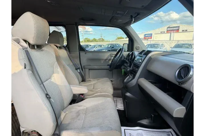 $8299 : Honda Element 2009 AWD EX 4d image 6