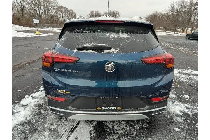 $19699 : Buick Encore GX 2021 AWD Ess image 8