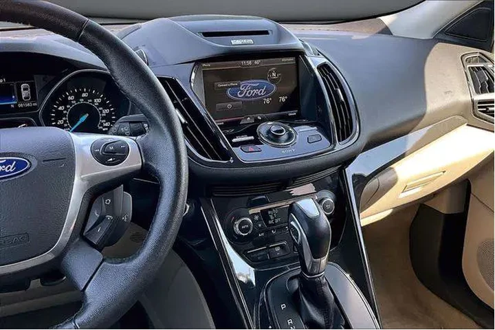 $11000 : Ford Escape 2014 AWD Titaniu image 9