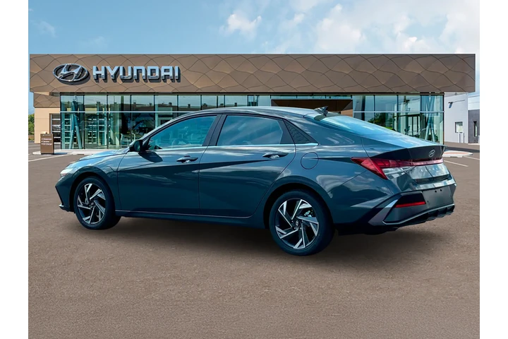 $23788 : Hyundai ELANTRA 2025 Limited image 4