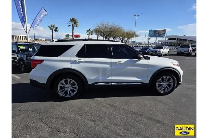 $20922 : Ford Explorer 2020 XLT 4dr S image 8