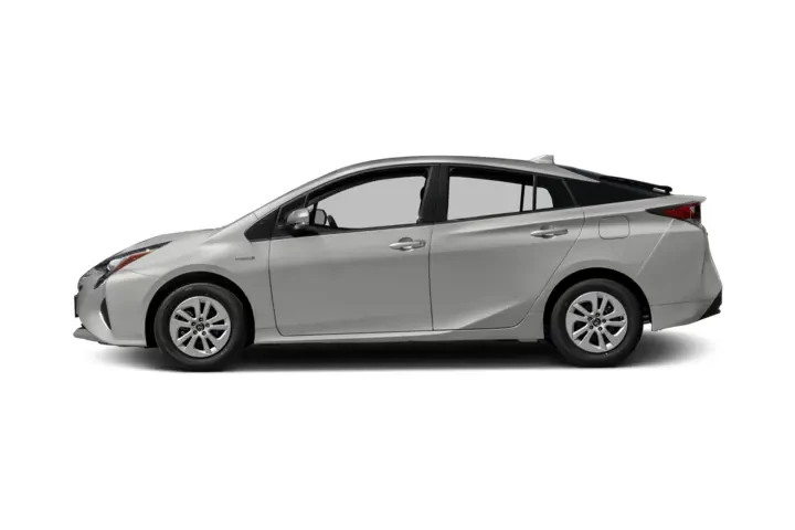 $18990 : 2017 Prius Four image 3