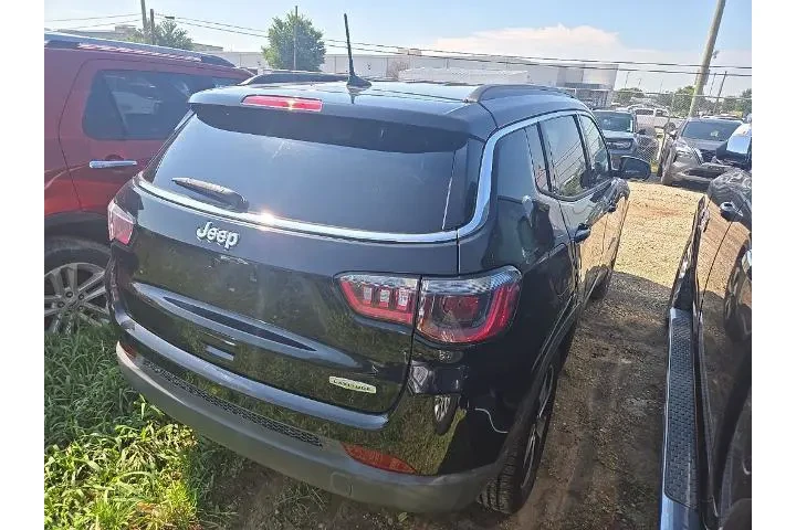 $14848 : Jeep Compass 2018 Latitude 4 image 3