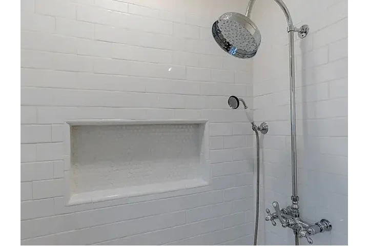 $1700 : HOUSE FOR RENT image 4