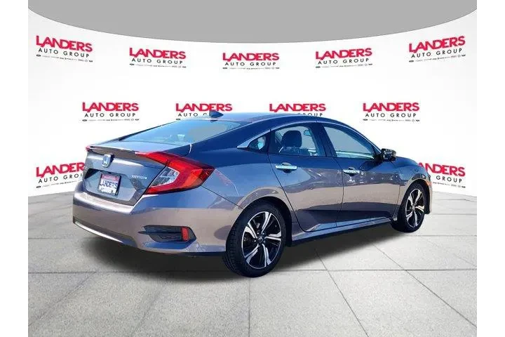 $14500 : Honda Civic 2017 Touring 4dr image 3