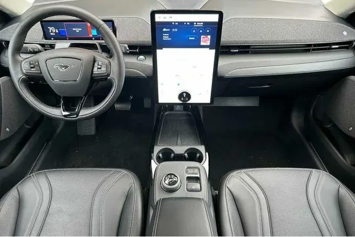 $31286 : Ford Mustang Mach-E 2023 AWD image 5