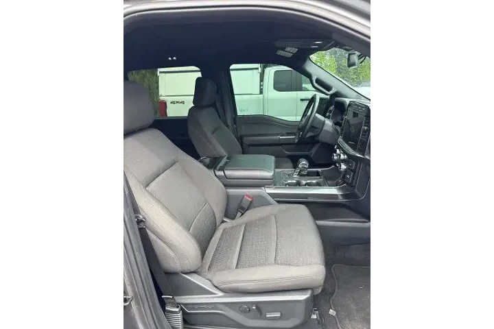 $35899 : Ford F-150 2023 4x2 XL 4dr S image 9