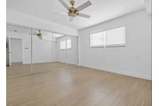 $1400 : 1-Bed  1-Bath in Koreatown now thumbnail
