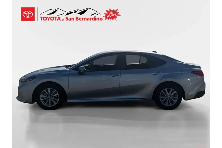 $29988 : Toyota Camry 2025 SE 4dr Sed image 2