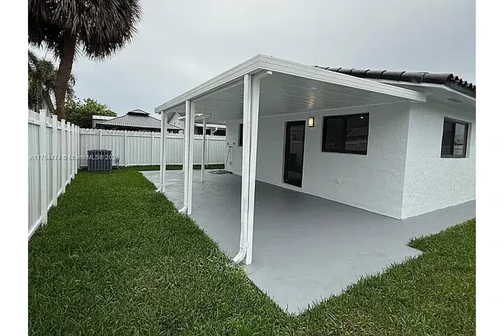 $220000 : Hermosa casa en venta florida image 9