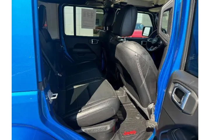 $30990 : Jeep Wrangler Unlimited 2021 image 10