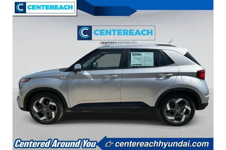 $15795 : Hyundai VENUE 2023 SEL 4dr C image 6