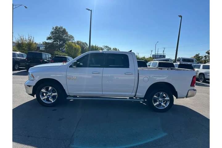 $14980 : 2017 RAM 1500 Big Horn 4x4 Cr image 5