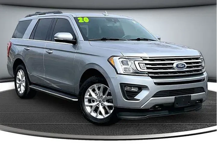 $32000 : Ford Expedition 2020 4x4 XLT image 3