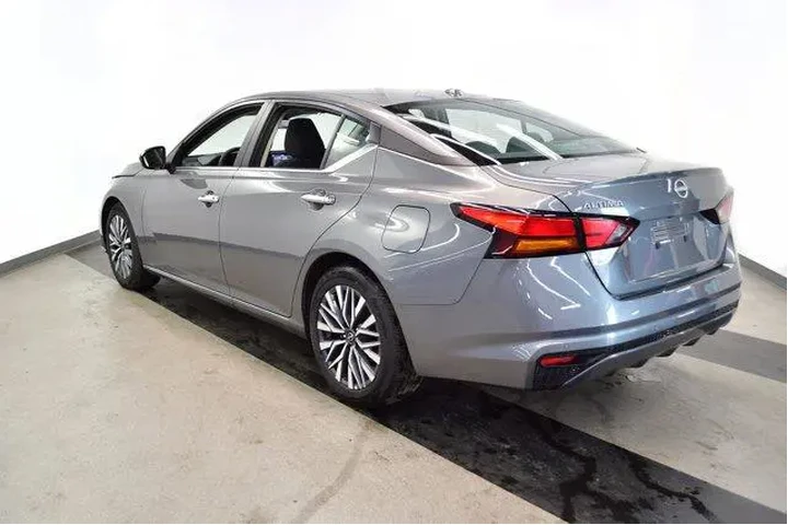 $21994 : Nissan Altima 2025 2.5 SV 4d image 5