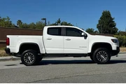 $33450 : Chevrolet Colorado 2022 4x4 thumbnail