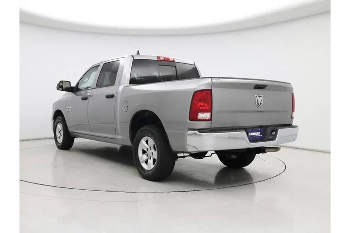$25998 : Ram 1500 Classic 2023 4x4 SL image 2