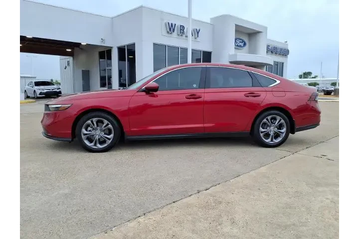 $27988 : Honda Accord 2024 EX 4dr Sed image 2