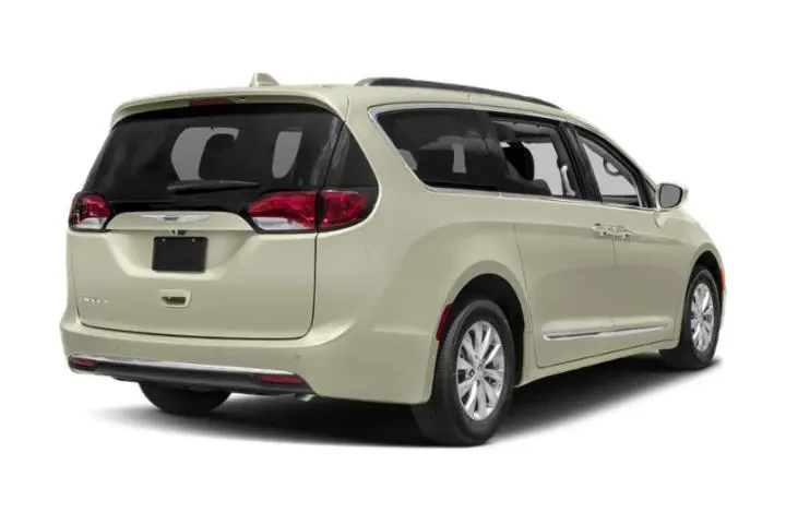 $20000 : Chrysler Pacifica 2019 Limit image 3
