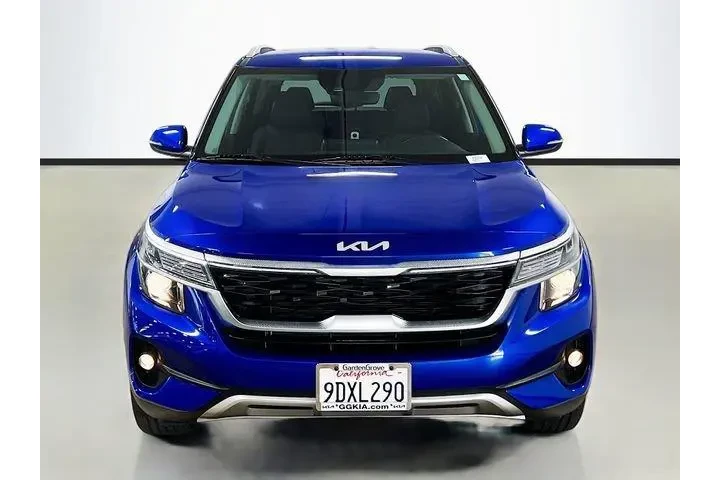 $19772 : Kia Seltos 2023 S 4dr SUV image 2