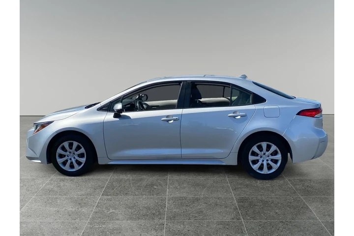 $21720 : Toyota Corolla 2021 LE 4dr S image 2
