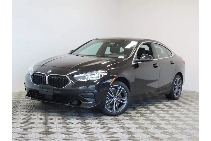 $28640 : BMW 2 Series 2024 AWD 228i x image 2