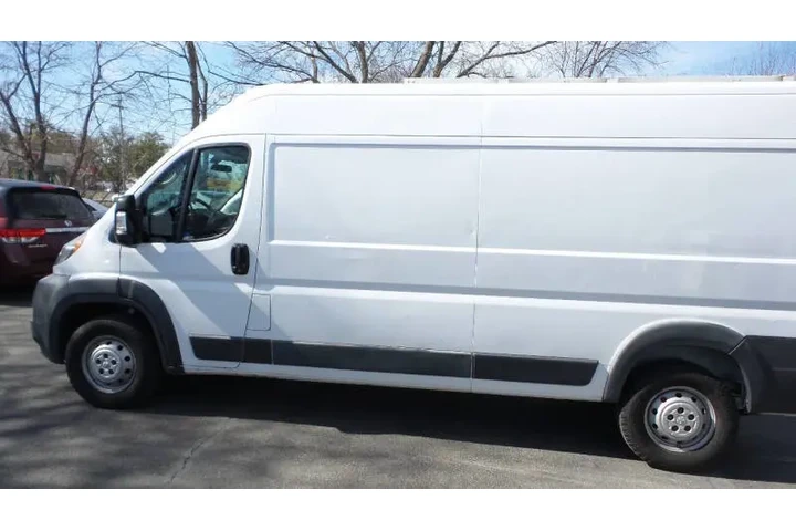 $16900 : 2018 RAM ProMaster 2500 159 WB image 5