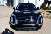 $23157 : Mitsubishi Outlander 2024 ES thumbnail