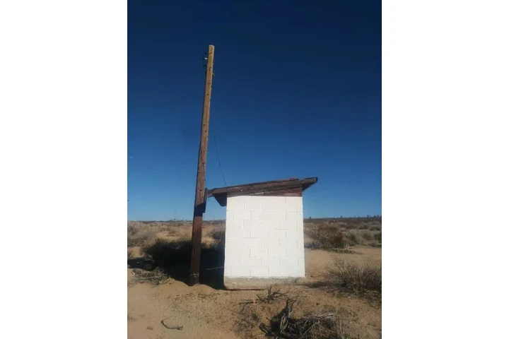$1 : Lote de 5 acres con poso image 7